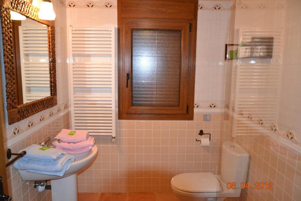 Apartamentos Rurales Natura Torrejon el Rubio Ngoại thất bức ảnh