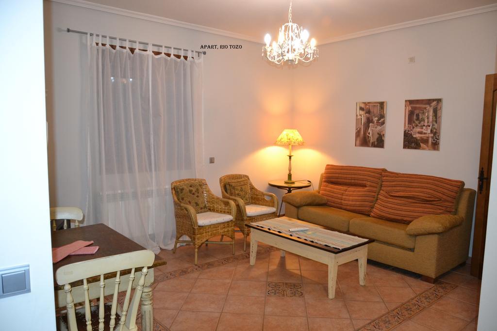 Apartamentos Rurales Natura Torrejon el Rubio Ngoại thất bức ảnh